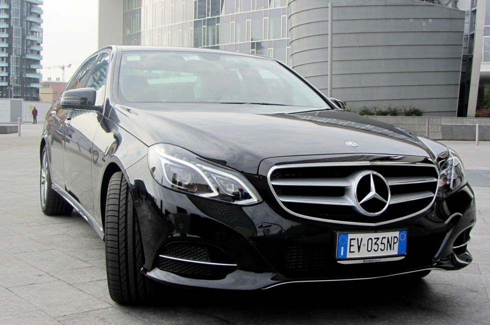 Mercedes Clase E 220 Premium: vista frontal (1) Mercedes Clase E 220 Premium: vista frontal (1)